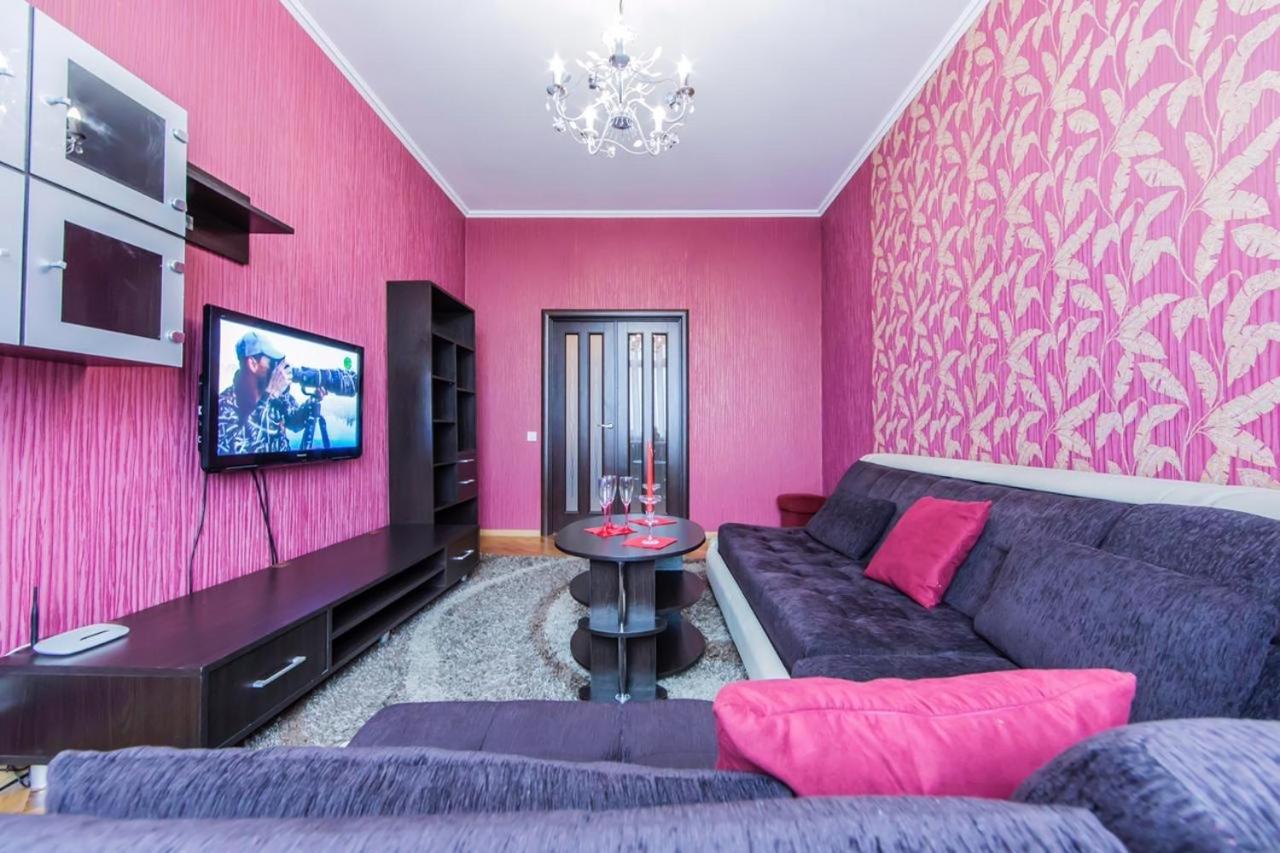 Rent-Kiev 2 Min Metro Chernihivska Lux Exterior foto